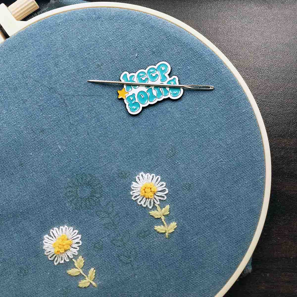 Magnetyczny uchwyt na igły do  – Needle Minder Magnet recenzja i cena