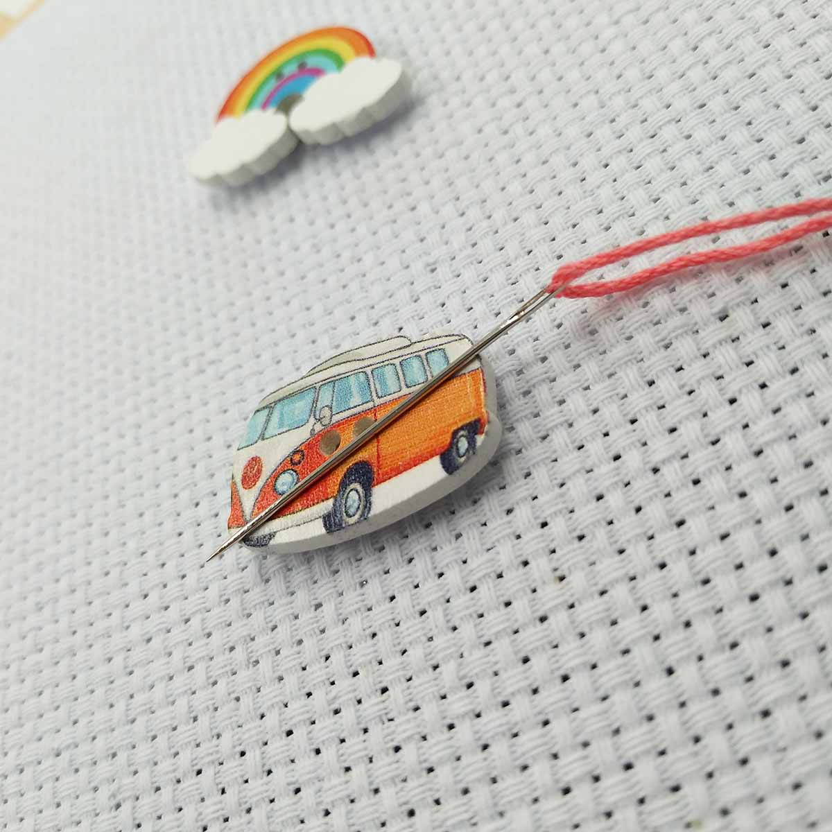 Uchwyty na igły Drewniana masz – Needle Minder Magnet recenzja i cena